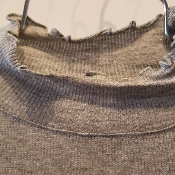 Abound Grey Light Weight Turtleneck Long Sleeve Comfortable Women's Size Small - Picture 4 of 9